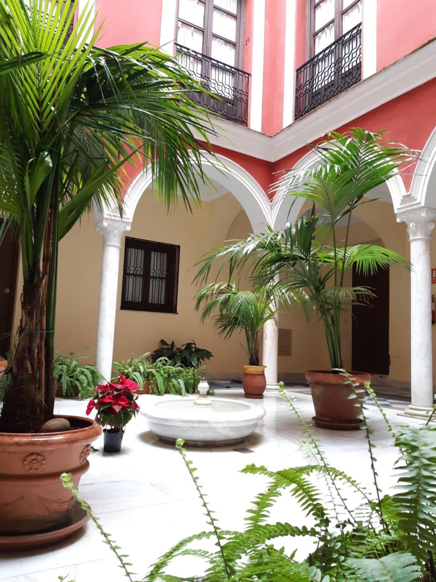 Pilatos Central Superior Seville Exterior photo